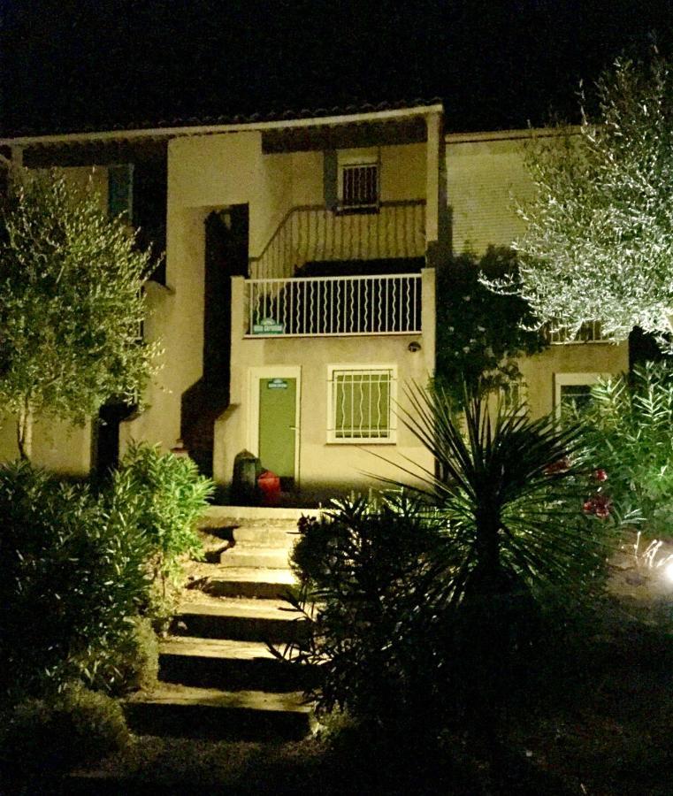 Maison Charmante A Cogolin Avec Vue Sur La Mer Et Piscine Εξωτερικό φωτογραφία