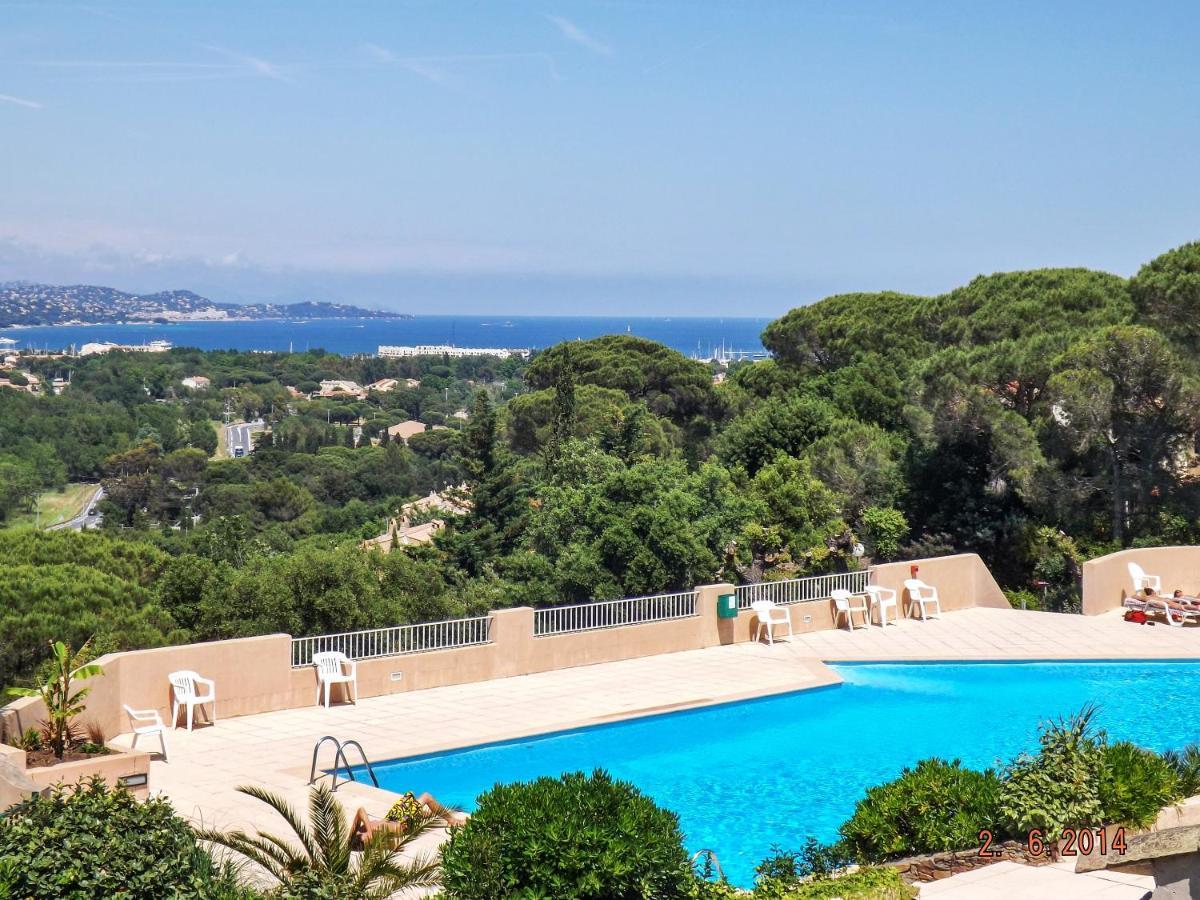 Maison Charmante A Cogolin Avec Vue Sur La Mer Et Piscine Εξωτερικό φωτογραφία